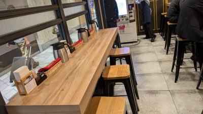 店舗内観｜ダイヤモンドカリー 大阪国際空港