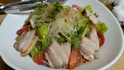 四万十ポークのチャーシューサラダ｜藤のや