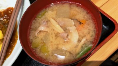 豚汁｜武屋食堂 北目町店
