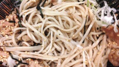 麺（アップ）｜生そば玉川 錦糸町駅前プラザビル店