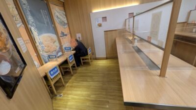 店舗内観｜立ちそば処 杜