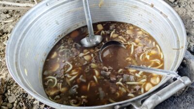 カレーうどん｜芋煮会