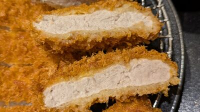 ヒレカツ(断面)|とんかつ まい泉食堂 立川店