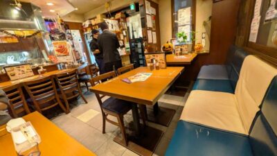 店舗内観｜牛たん 利久 東口分店