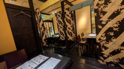 テーブル席｜旬房 街道 青葉