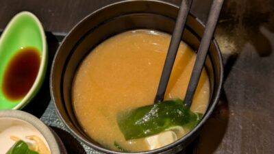 お味噌汁｜旬房 街道 青葉