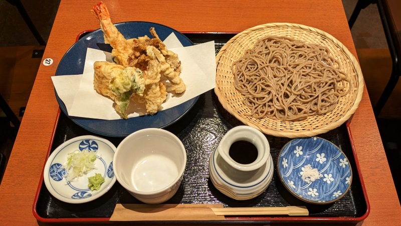 大海老・穴子・舞たけ天ざる｜二代目たまき庵