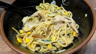 全部盛油そば（まぜまぜ後）｜ぶらぶら 伊勢佐木町店
