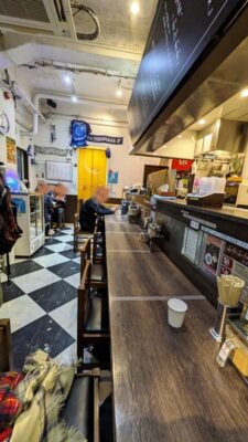 店舗内観｜ぶらぶら 伊勢佐木町店